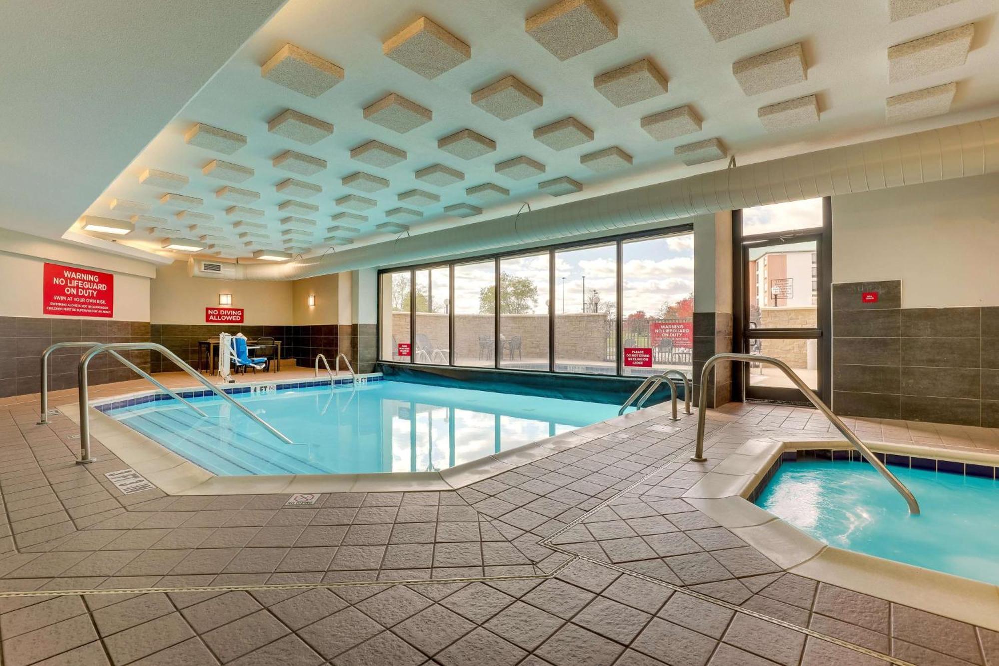 Drury Inn & Suites Columbus Дублин Экстерьер фото