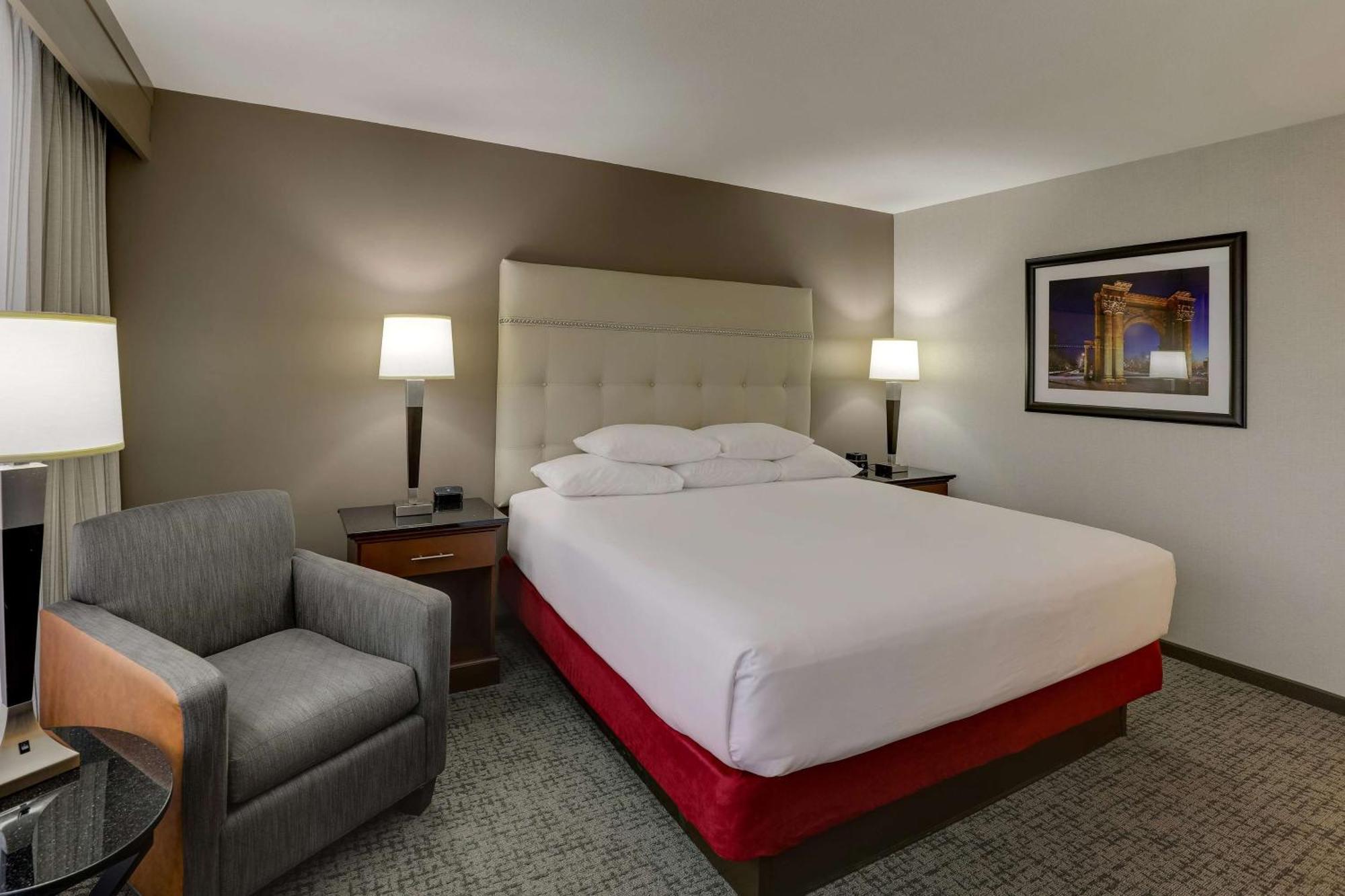 Drury Inn & Suites Columbus Дублин Экстерьер фото
